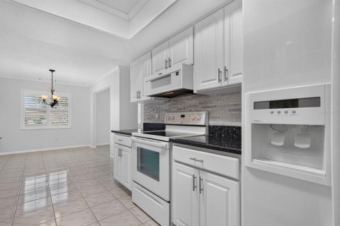Copropriété à vendre à Sun City Center, Floride: 2 chambres, 169.92 m2 № 2396608 - photo 20