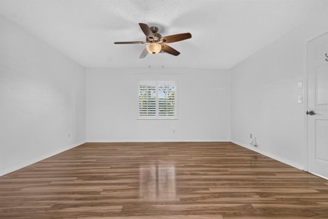 Copropriété à vendre à Sun City Center, Floride: 2 chambres, 169.92 m2 № 2396608 - photo 29