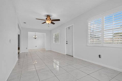 Copropriété à vendre à Sun City Center, Floride: 2 chambres, 169.92 m2 № 2396608 - photo 24