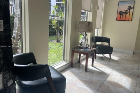 Купить кондоминиум в Санни-Айлс-Бич, Флорида 2 спальни, 83.8м2, № 2003496 - фото 25