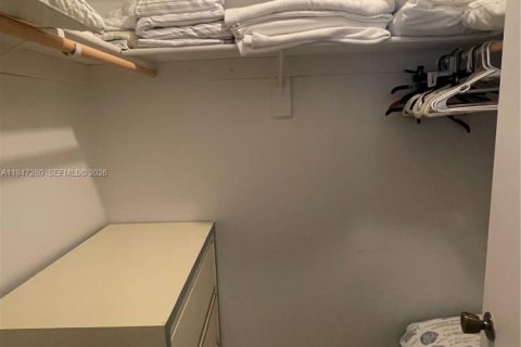 Купить кондоминиум в Санни-Айлс-Бич, Флорида 2 спальни, 83.8м2, № 2003496 - фото 6