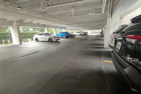 Купить кондоминиум в Санни-Айлс-Бич, Флорида 2 спальни, 83.8м2, № 2003496 - фото 22