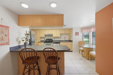 Villa ou maison à vendre à Spring Hill, Floride: 2 chambres, 113.81 m2 № 2419129 - photo 3