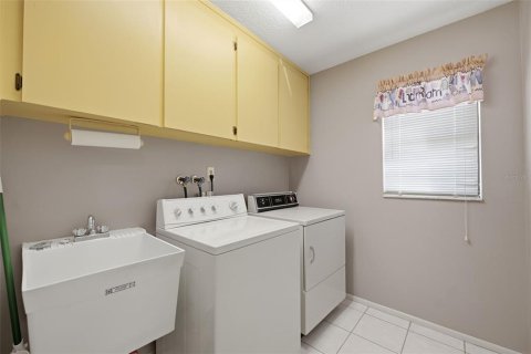 Villa ou maison à vendre à Spring Hill, Floride: 2 chambres, 113.81 m2 № 2419129 - photo 23