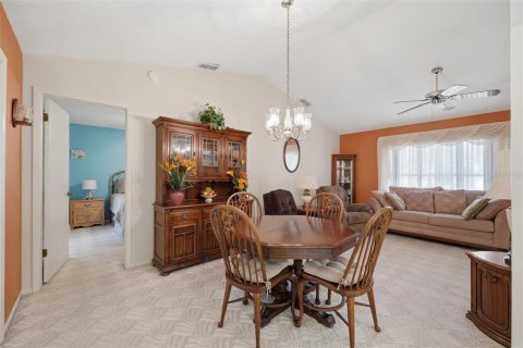 Villa ou maison à vendre à Spring Hill, Floride: 2 chambres, 113.81 m2 № 2419129 - photo 13
