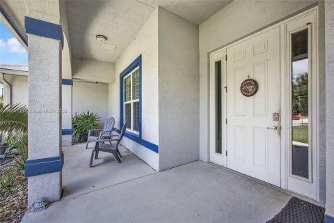 House in West Palm Beach, Florida 4 bedrooms, 232.16 sq.m. № 1892850 - photo 11