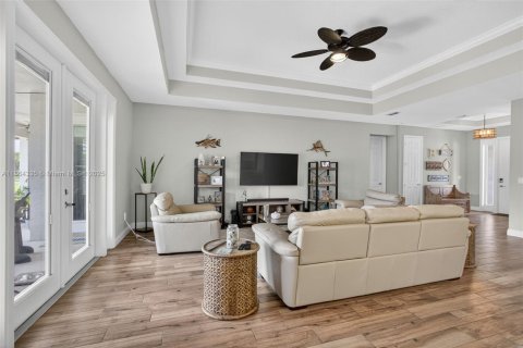 House in West Palm Beach, Florida 4 bedrooms, 232.16 sq.m. № 1892850 - photo 17