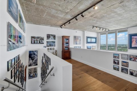 Купить кондоминиум в Майами, Флорида 2 спальни, 202.34м2, № 1970280 - фото 24