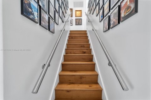 Купить кондоминиум в Майами, Флорида 2 спальни, 202.34м2, № 1970280 - фото 21