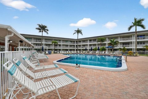 Copropriété à louer à Fort Lauderdale, Floride: 1 chambre, 60.39 m2 № 2429741 - photo 16