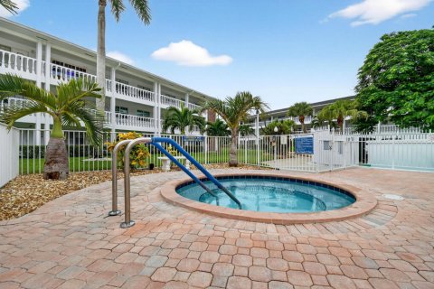 Copropriété à louer à Fort Lauderdale, Floride: 1 chambre, 60.39 m2 № 2429741 - photo 18