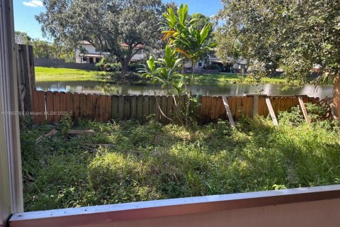 Adosado en venta en Miami, Florida, 3 dormitorios, 128.02 m2 № 2022285 - foto 30