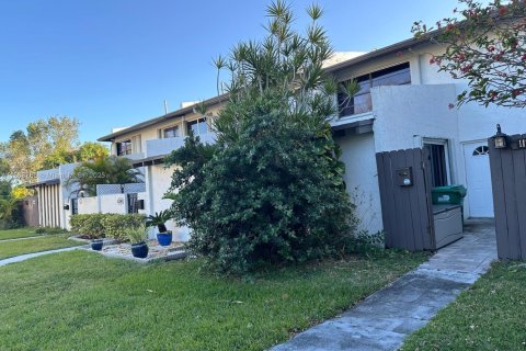 Adosado en venta en Miami, Florida, 3 dormitorios, 128.02 m2 № 2022285 - foto 19