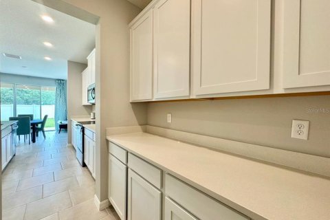 Casa en alquiler en Land O' Lakes, Florida, 4 dormitorios, 307.79 m2 № 1902792 - foto 11