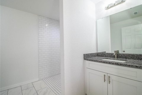 Villa ou maison à vendre à Lakeland, Floride: 3 chambres, 122.45 m2 № 2144010 - photo 16