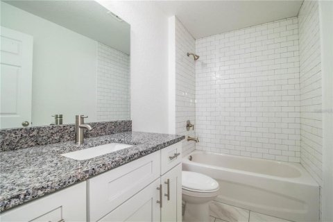 Villa ou maison à vendre à Lakeland, Floride: 3 chambres, 122.45 m2 № 2144010 - photo 22