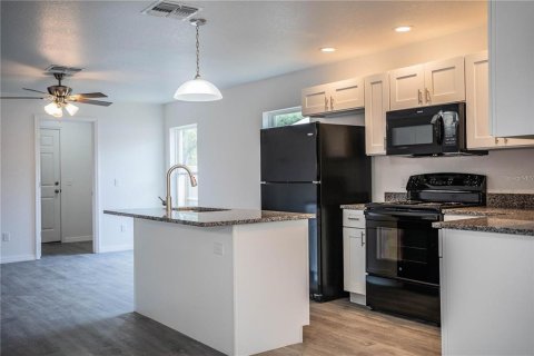 Villa ou maison à vendre à Lakeland, Floride: 3 chambres, 122.45 m2 № 2144010 - photo 7