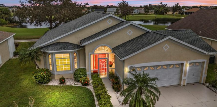 Casa en Port Charlotte, Florida 2 dormitorios, 154.68 m2 № 1908929