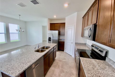 Casa en alquiler en Winter Garden, Florida, 4 dormitorios, 186.08 m2 № 1866166 - foto 7