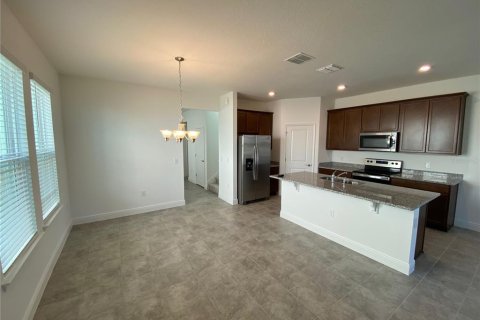 Casa en alquiler en Winter Garden, Florida, 4 dormitorios, 186.08 m2 № 1866166 - foto 2