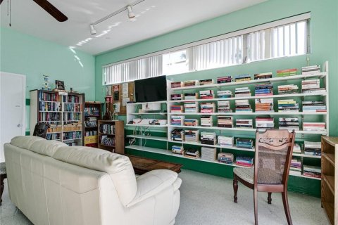 Condominio en venta en Hallandale Beach, Florida, 1 dormitorio, 58.06 m2 № 2084505 - foto 22