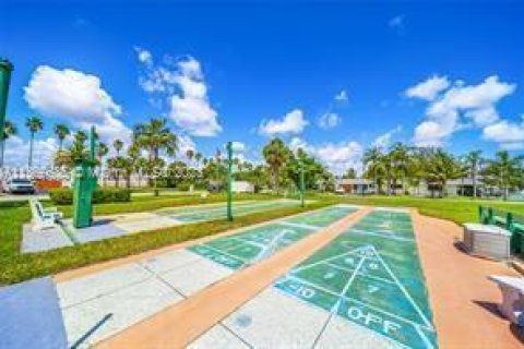 Condominio en venta en Hallandale Beach, Florida, 1 dormitorio, 58.06 m2 № 2084505 - foto 19