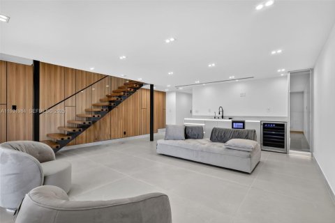 Casa en alquiler en North Miami Beach, Florida, 3 dormitorios, 227.61 m2 № 1990470 - foto 20