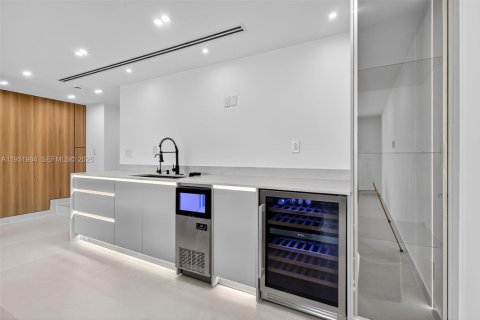 Casa en alquiler en North Miami Beach, Florida, 3 dormitorios, 227.61 m2 № 1990470 - foto 23