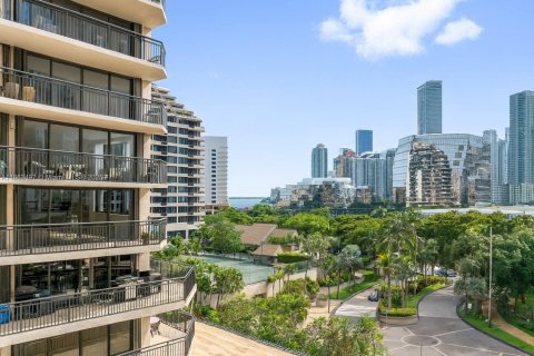Condo in Miami, Florida, 2 bedrooms  № 1893162 - photo 27