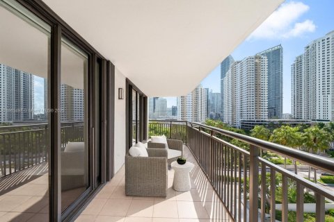 Condo in Miami, Florida, 2 bedrooms  № 1893162 - photo 18