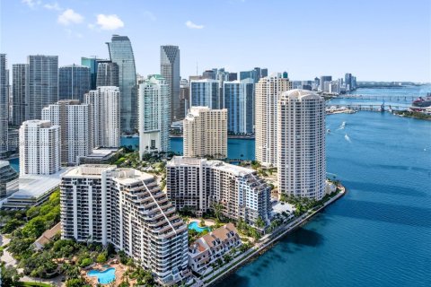 Condo in Miami, Florida, 2 bedrooms  № 1893162 - photo 22