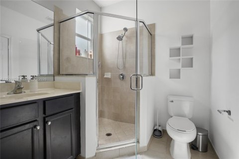 Купить виллу или дом в Майами, Флорида 4 спальни, 245.26м2, № 2153944 - фото 21