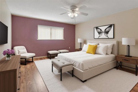 Condo in DeLand, Florida, 2 bedrooms № 2148924 - photo 15