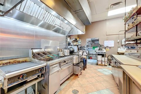 Immobilier commercial à vendre à Orlando, Floride: 101.73 m2 № 1908828 - photo 10