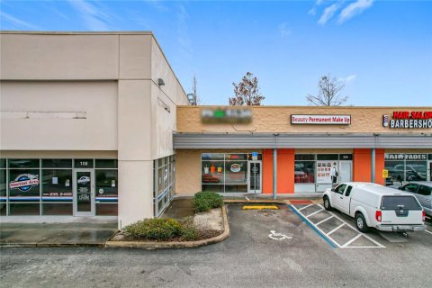 Immobilier commercial à vendre à Orlando, Floride: 101.73 m2 № 1908828 - photo 1