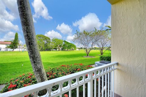 Copropriété à louer à Miami, Floride: 3 chambres, 124.49 m2 № 2011435 - photo 16