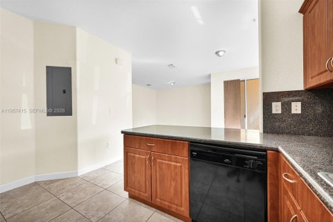 Copropriété à louer à Miami, Floride: 3 chambres, 124.49 m2 № 2011435 - photo 24