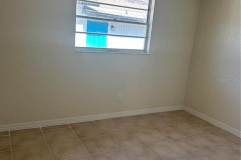 Villa ou maison à louer à Tampa, Floride: 2 chambres, 74.32 m2 № 2344696 - photo 4
