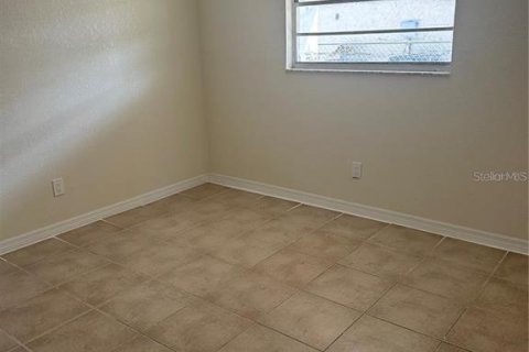Villa ou maison à louer à Tampa, Floride: 2 chambres, 74.32 m2 № 2344696 - photo 6