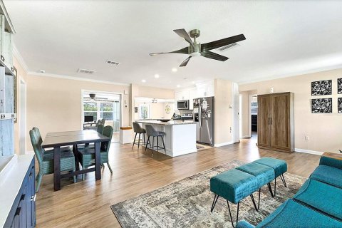 House in Englewood, Florida 3 bedrooms, 174.56 sq.m. № 1737218 - photo 8