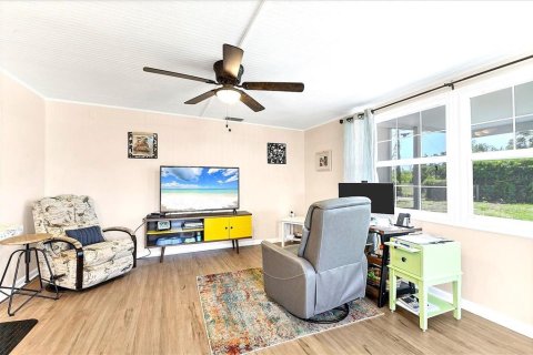House in Englewood, Florida 3 bedrooms, 174.56 sq.m. № 1737218 - photo 20