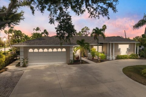 Villa ou maison à vendre à Venice, Floride: 4 chambres, 252.79 m2 № 1849456 - photo 1
