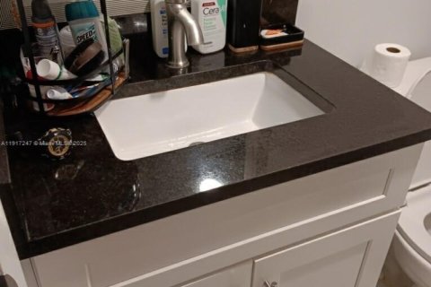 Снять в аренду кондоминиум в Делрей-Бич, Флорида 2 спальни, № 1972573 - фото 7