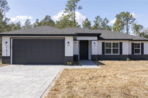 House in Eustis, Florida 4 bedrooms, 172.89 sq.m. № 1541185 - photo 1