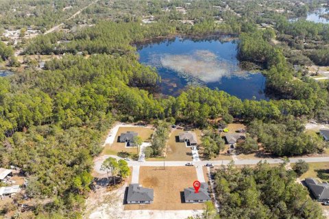 House in Eustis, Florida 4 bedrooms, 172.89 sq.m. № 1541185 - photo 5