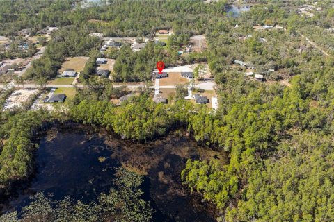 House in Eustis, Florida 4 bedrooms, 172.89 sq.m. № 1541185 - photo 17