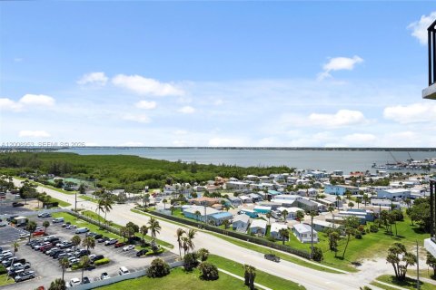 Condo in Jensen Beach, Florida, 2 bedrooms  № 2072332 - photo 14