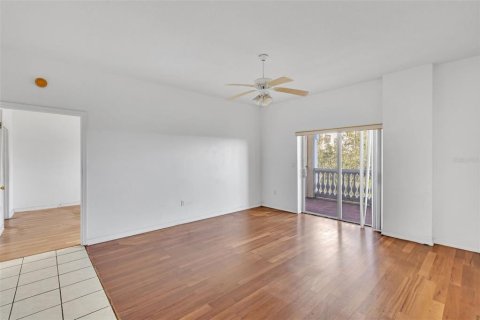 Condo in Venice, Florida, 2 bedrooms № 2093494 - photo 6