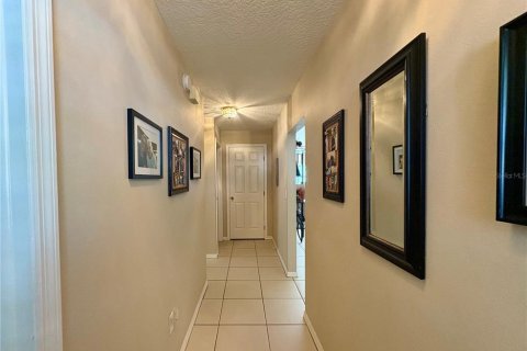 Villa ou maison à louer à Tampa, Floride: 3 chambres, 143.26 m2 № 2094551 - photo 7