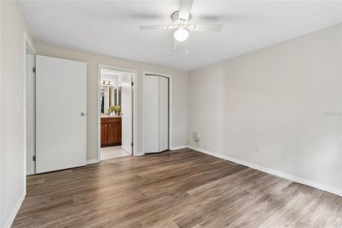 Condominio en venta en Oldsmar, Florida, 2 dormitorios, 85.01 m2 № 2148287 - foto 30